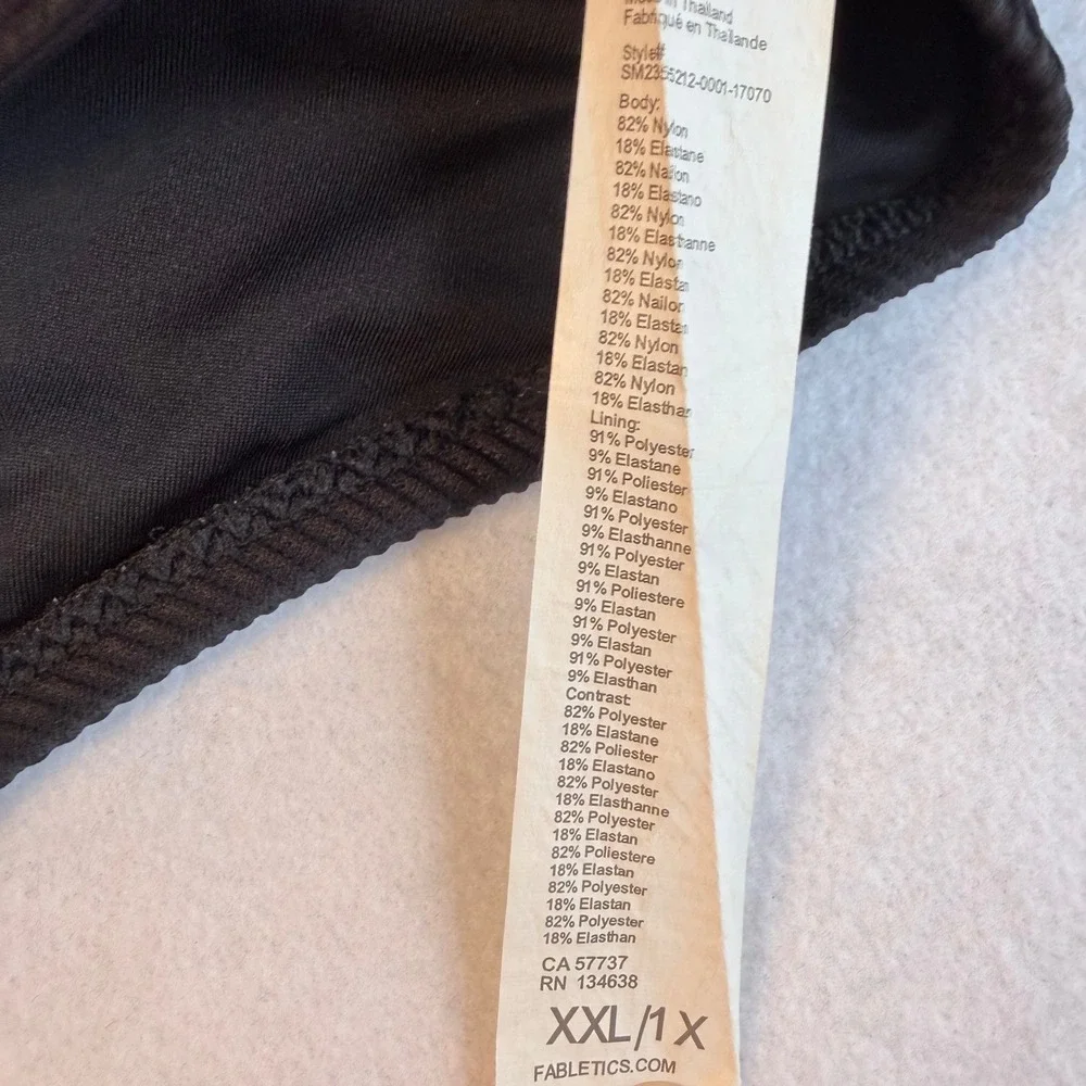 Fabletics Black Ribbed‎ Textured Sports Bra Bikini Top Swim Top XXL